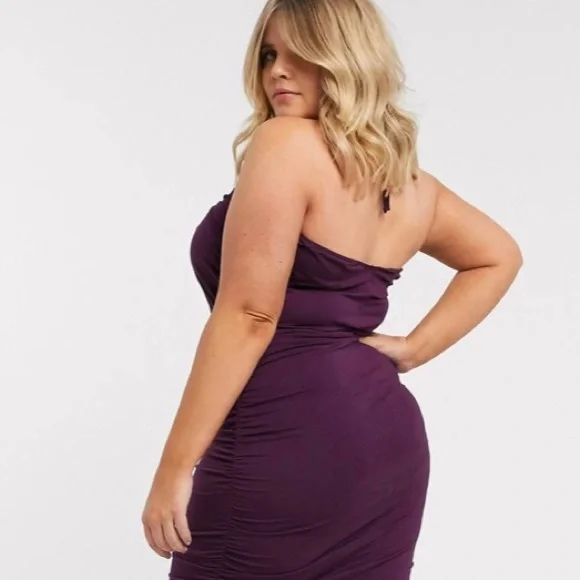 ASOS CURVE RUCHED MIDI DRESS WITH CUT OUT - Picture 5 of 8